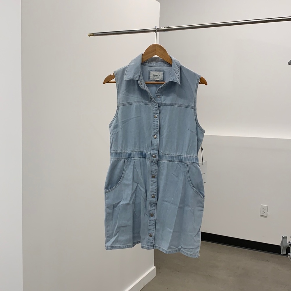 Forever 21 denim snap up dress - L